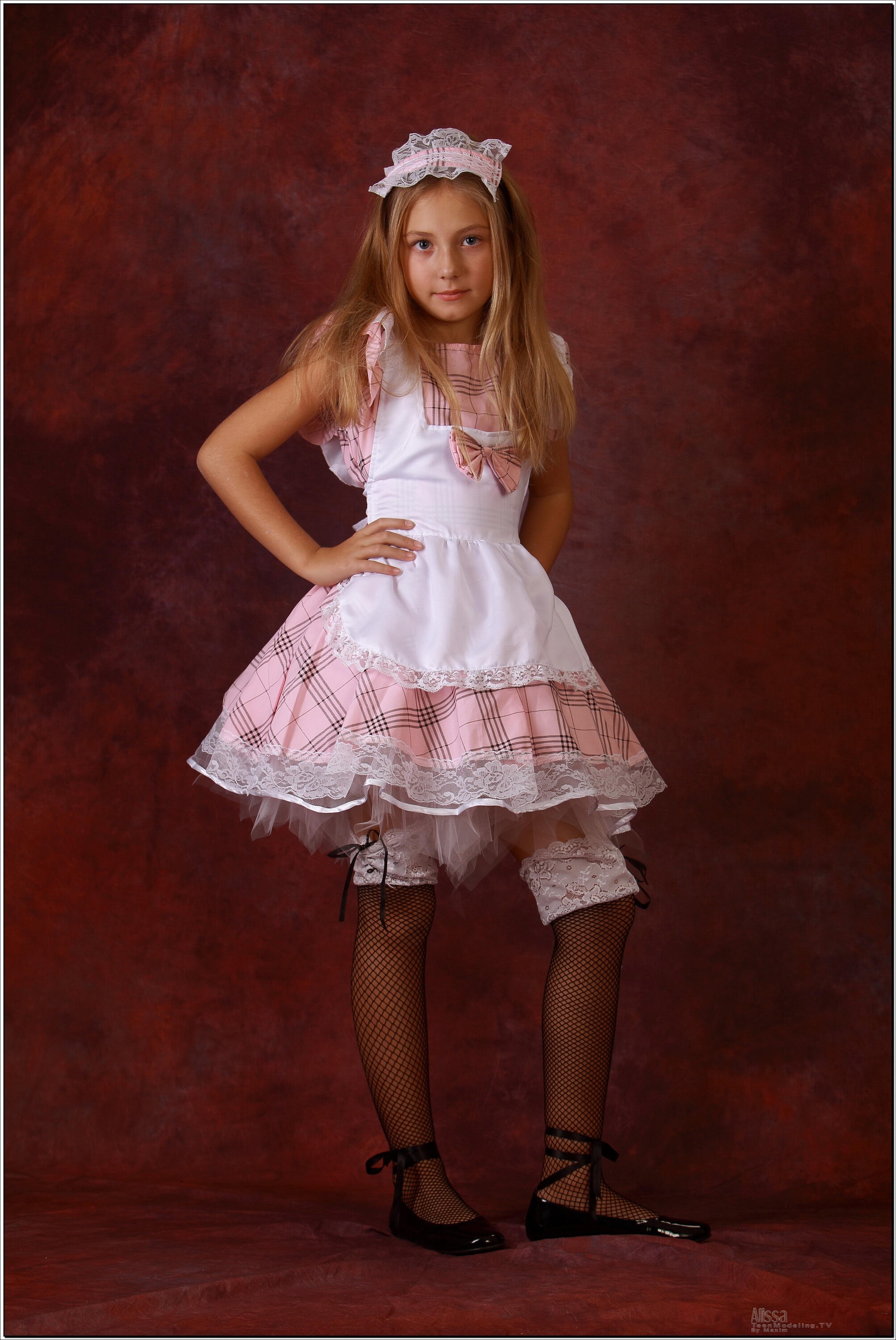 alissa_model_maid_teenmodeling_tv_001.jpg