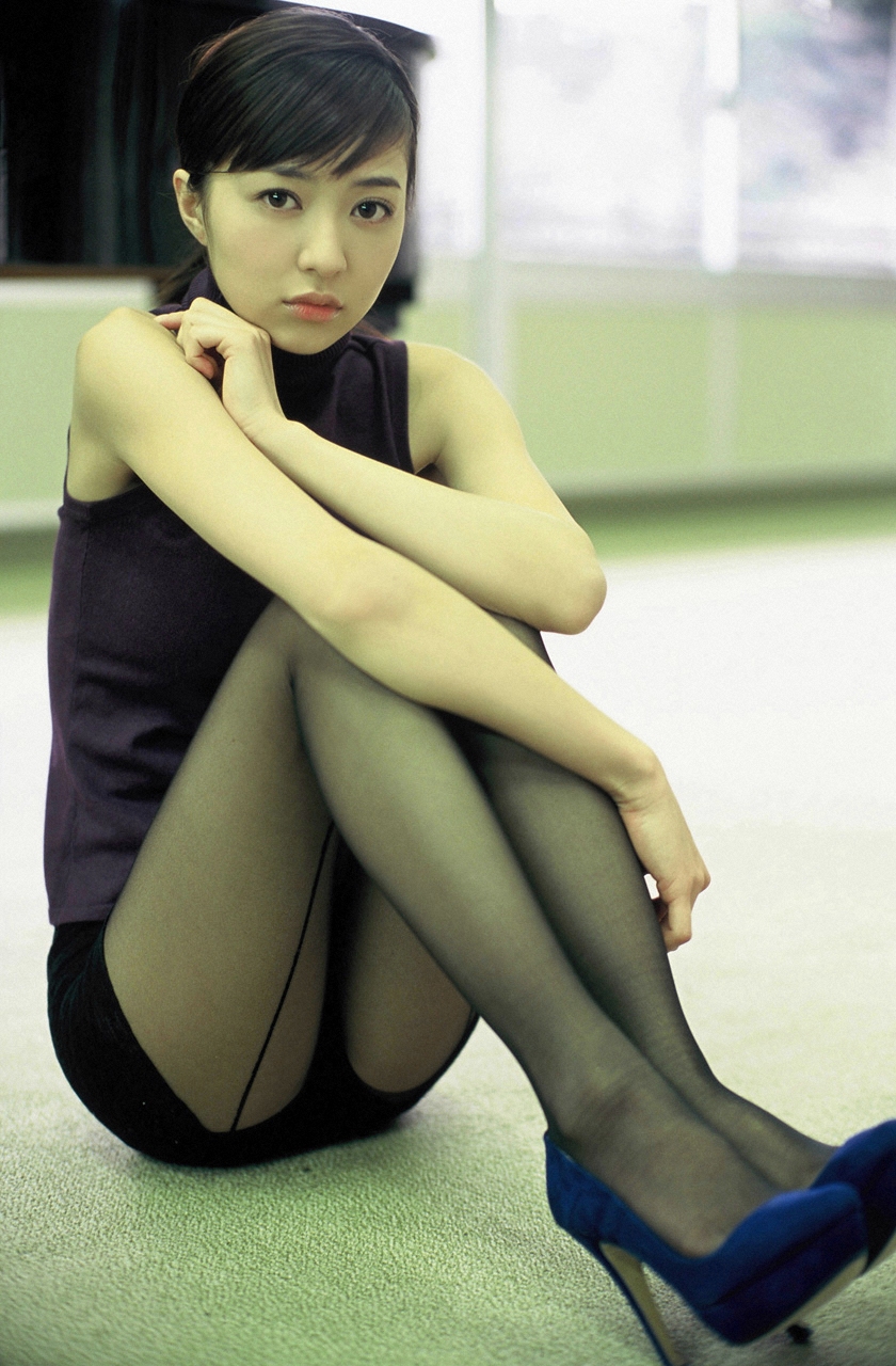 aizawa_rina_09_01.jpg