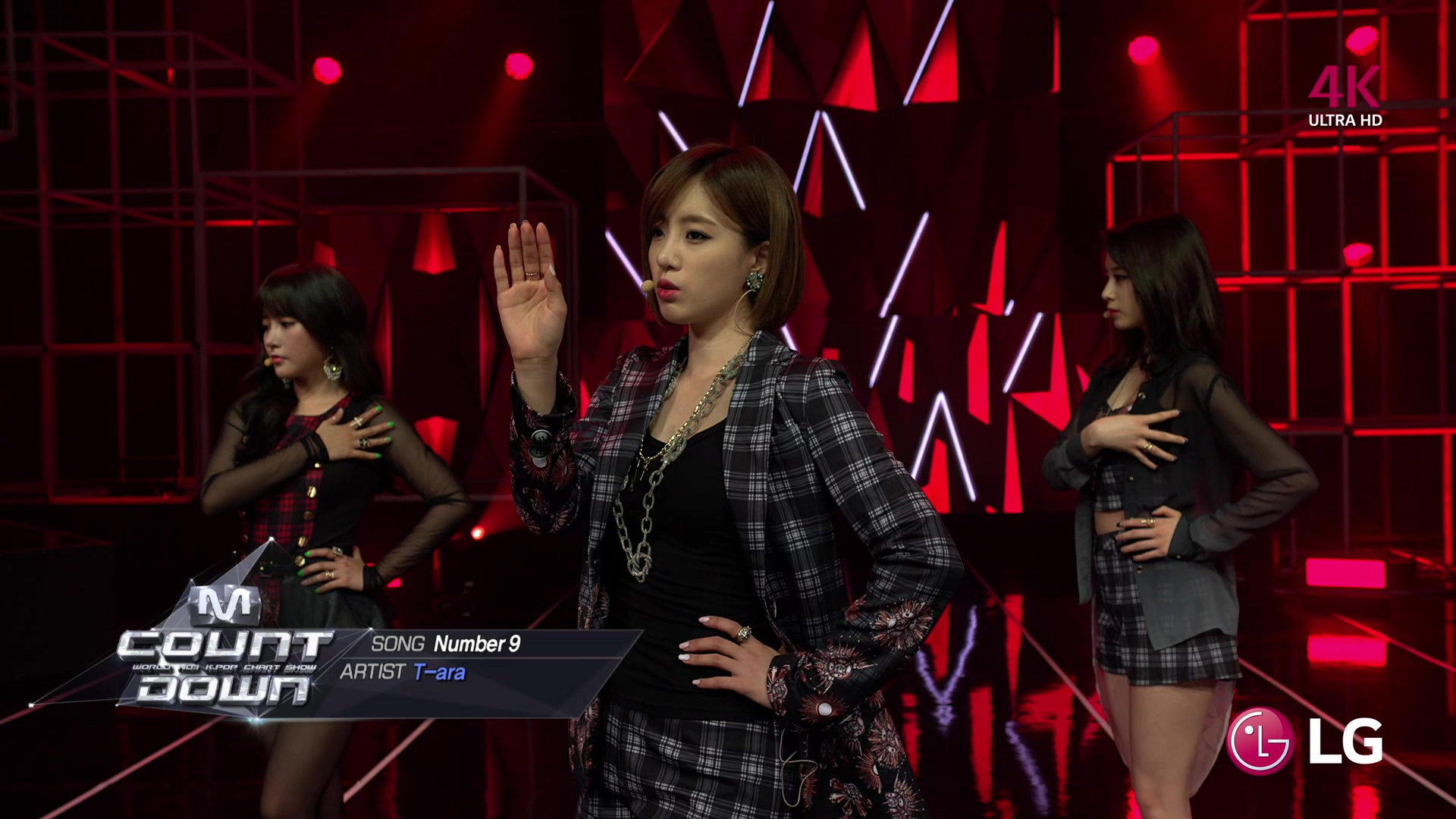 (Live) [T-ara] Number 9 (LG Demo 4K60fps)-recode.mp4_20200419_102013.871.jpg