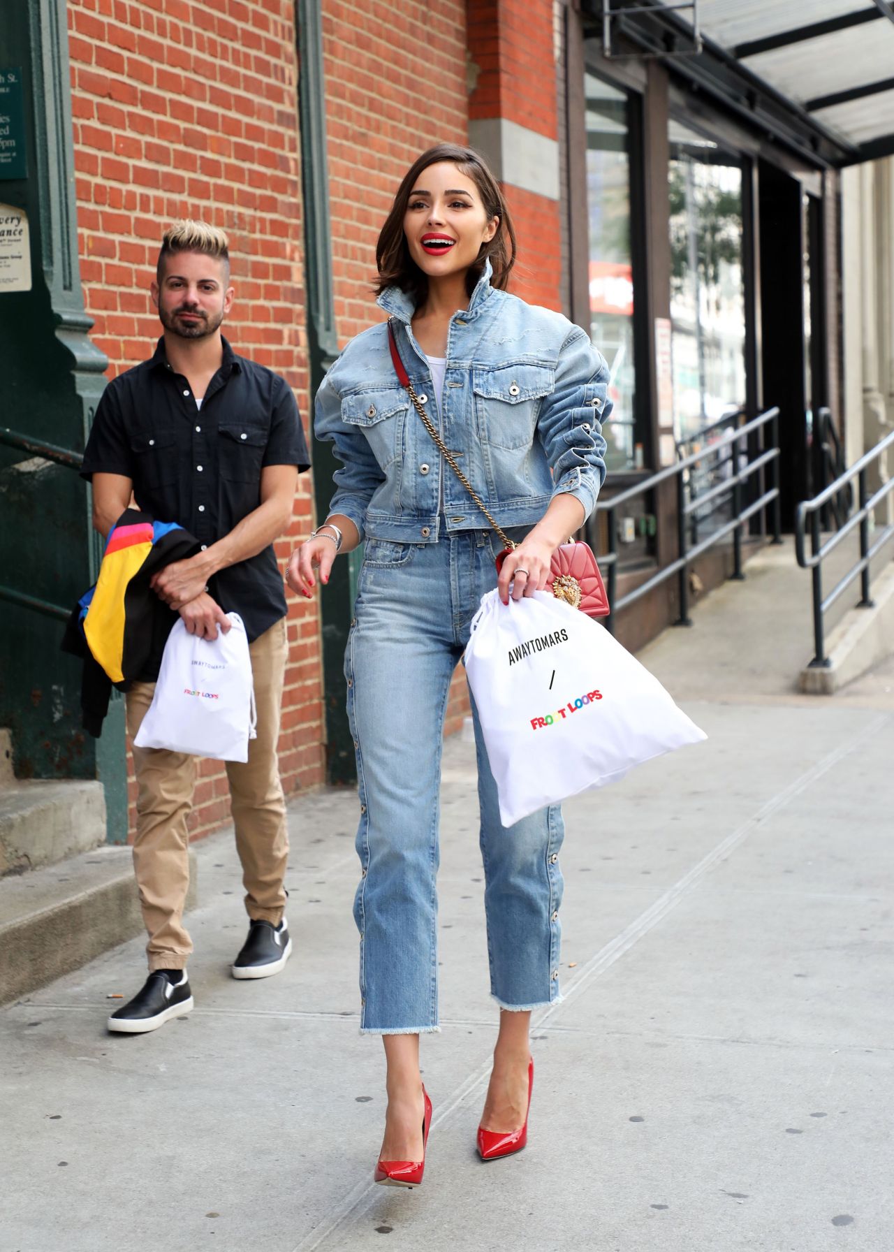 olivia-culpo-shops-the-awaytomars-x-froot-loops-capsule-collection-in-nyc-0.jpg