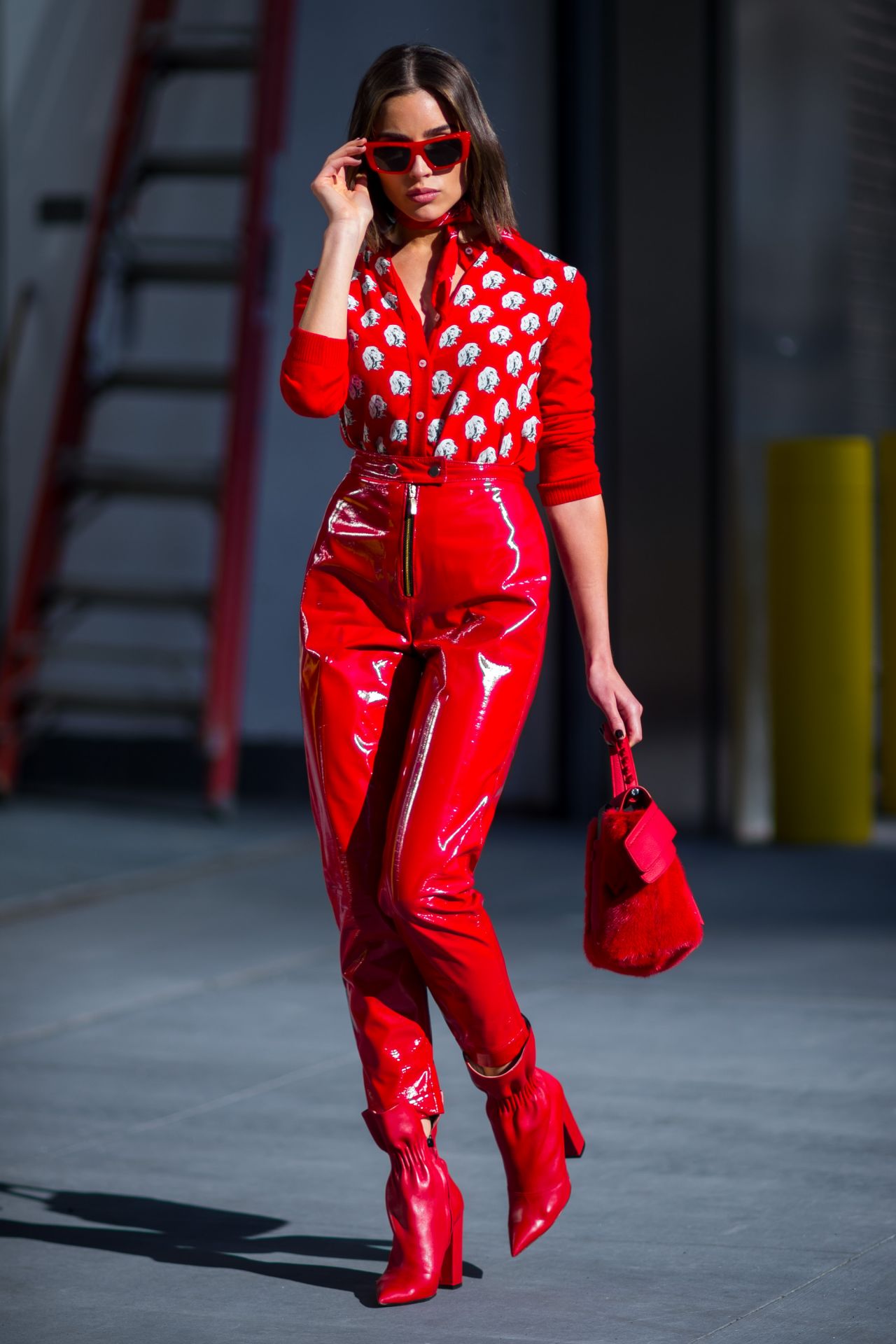 olivia-culpo-is-looking-all-stylish-nyc-10-04-2017-0.jpg