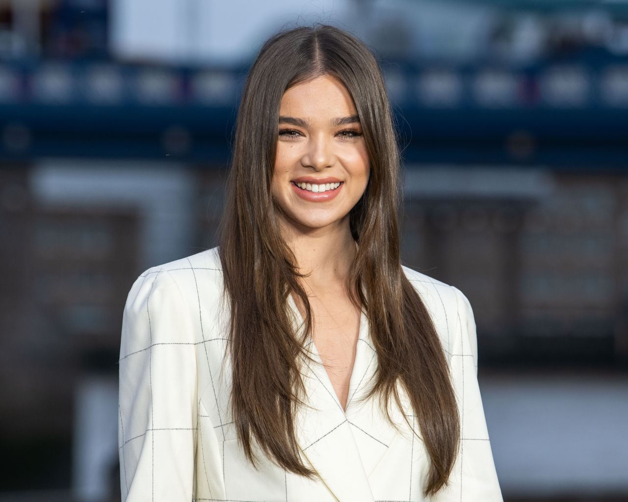 hailee-steinfeld-bumblebee-photocall-in-london-0.jpg