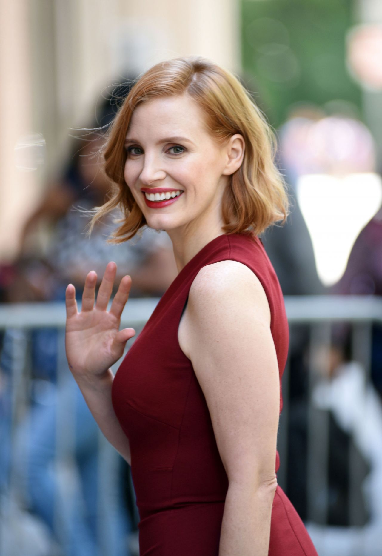 jessica-chastain-arriving-to-appear-on-the-view-and-buid-series-in-nyc-06-26-2018-1.jpg