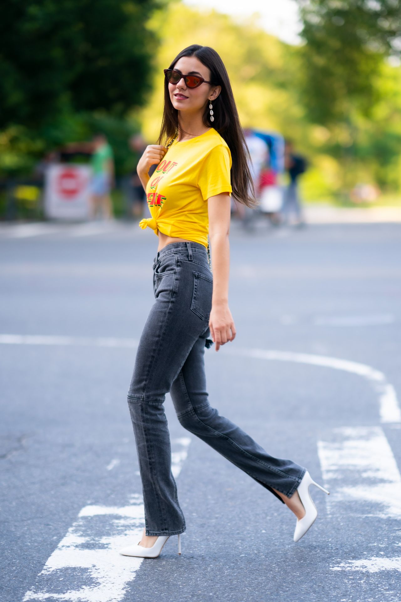 victoria-justice-street-style-out-in-new-york-city-07-01-2019-10.jpg